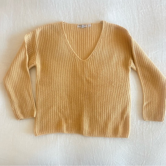 BRAVE SOUL Long Sleeve Oversized V neck Ribbed Knit Sweater in butter yellow - Picture 6 of 8